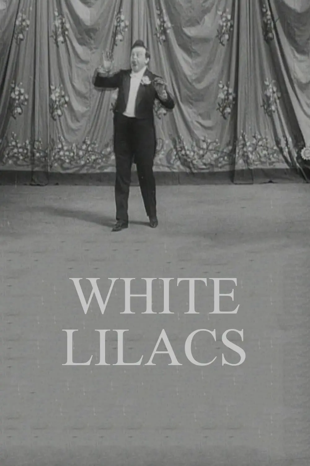 Félix Mayol Performs "White Lilacs"
